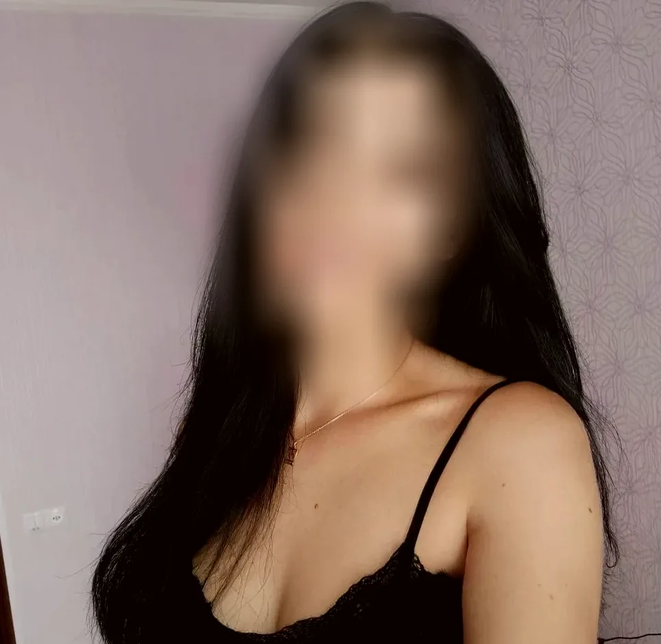 Ela, 29