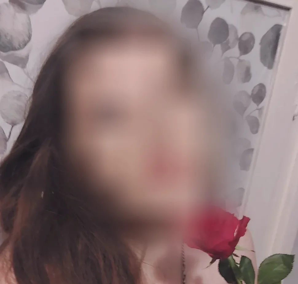 Miriam, 27