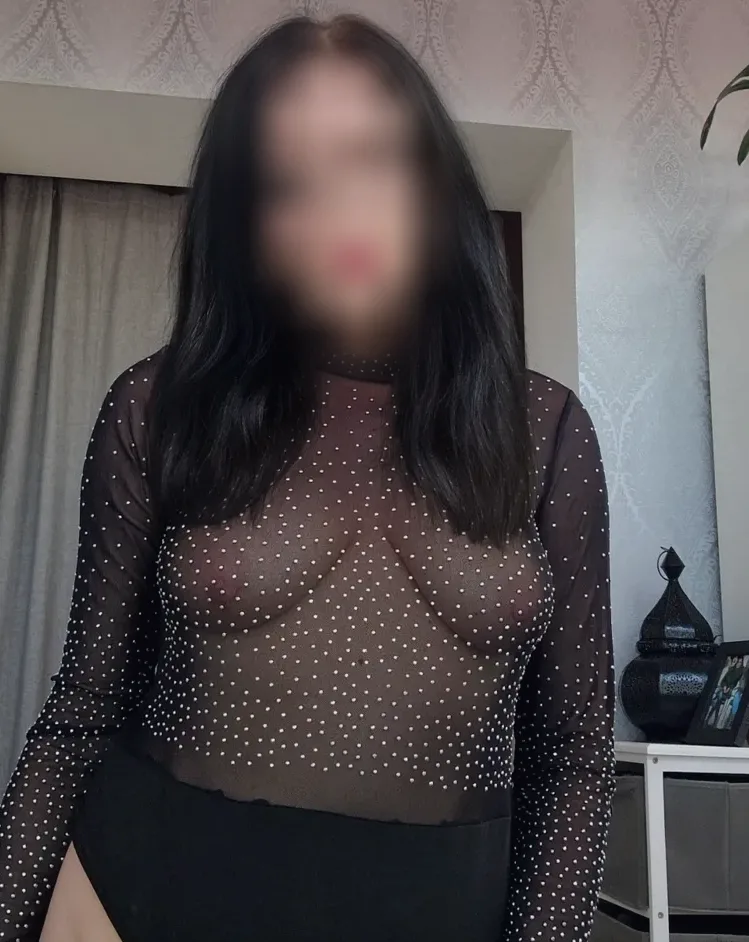 Rebecca, 31