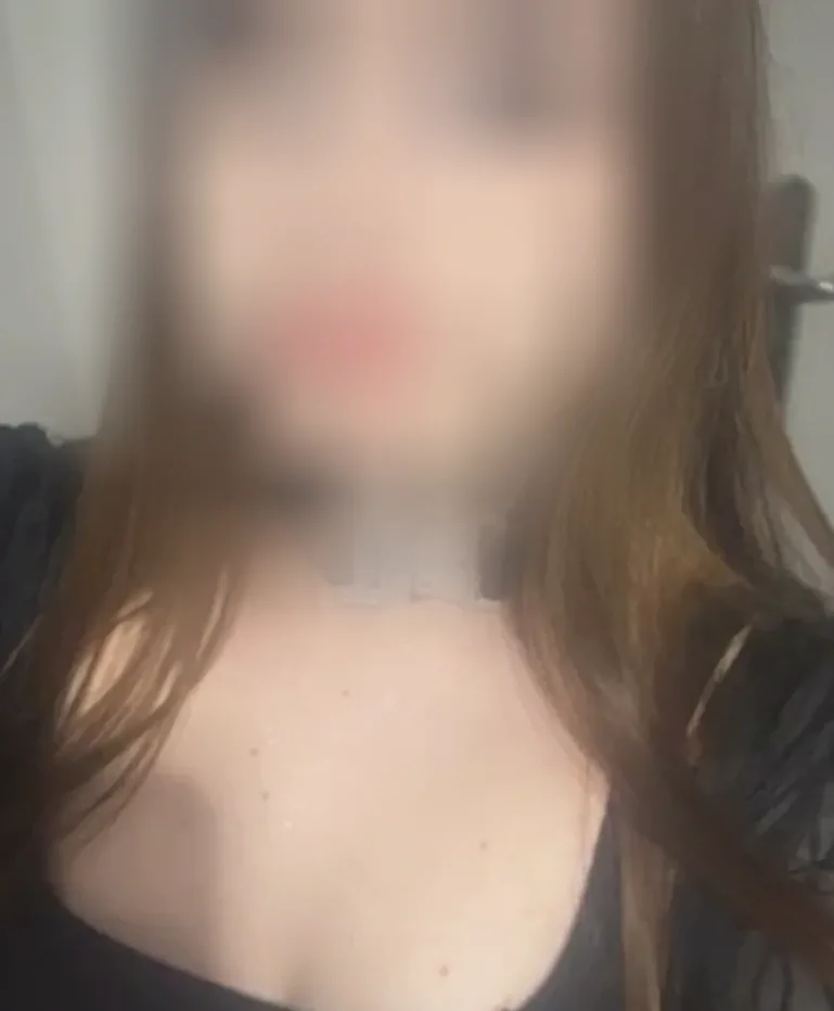 Stefanie, 18